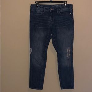 GAP cropped jeans.